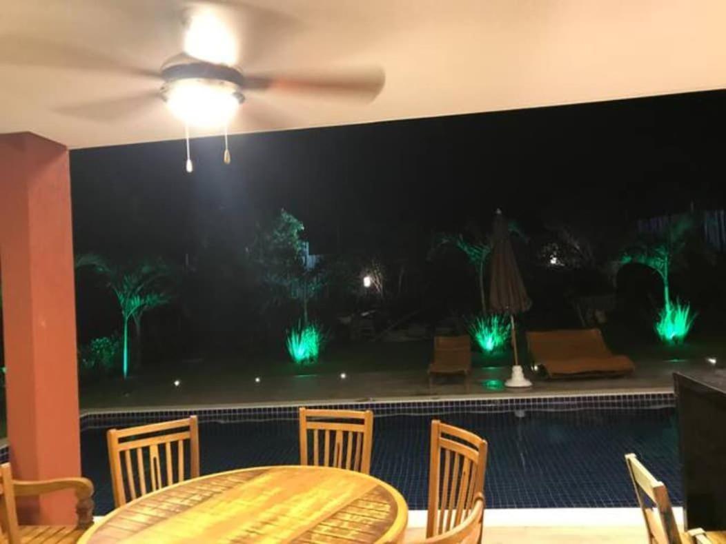 Casa Temporada - 4 Suites - Condominio Luxo - Piscina Extraordinaria - Praia De Itacimirim-Ba Camaçari Zewnętrze zdjęcie